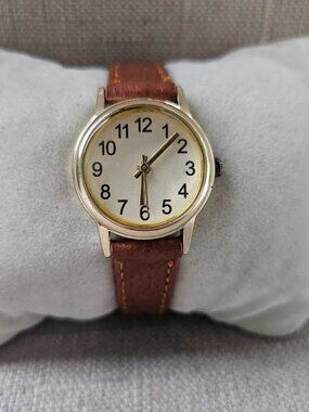 FMD Ladies Wristwatch Brown Leather Strap Quartz Analog Gold Tone Case Watch